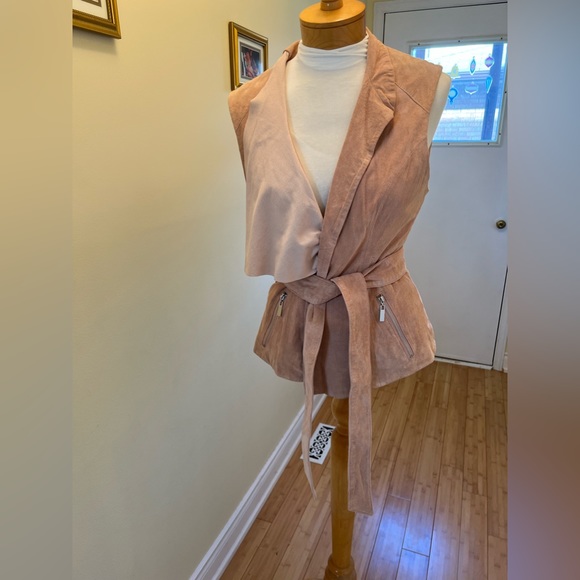 Bebe Dusty Pink Suede Vest - Picture 9 of 14